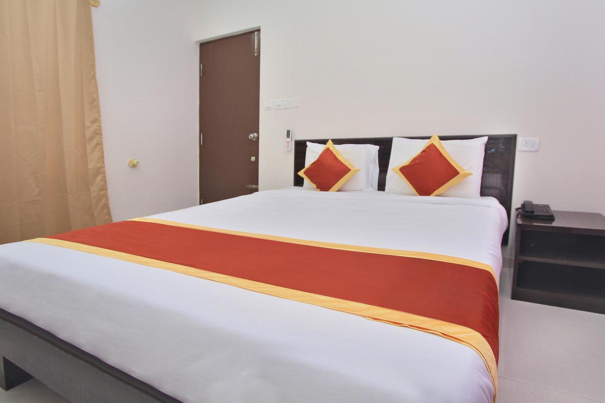 Hotel O Manu Residency Bangalore Bagian luar foto