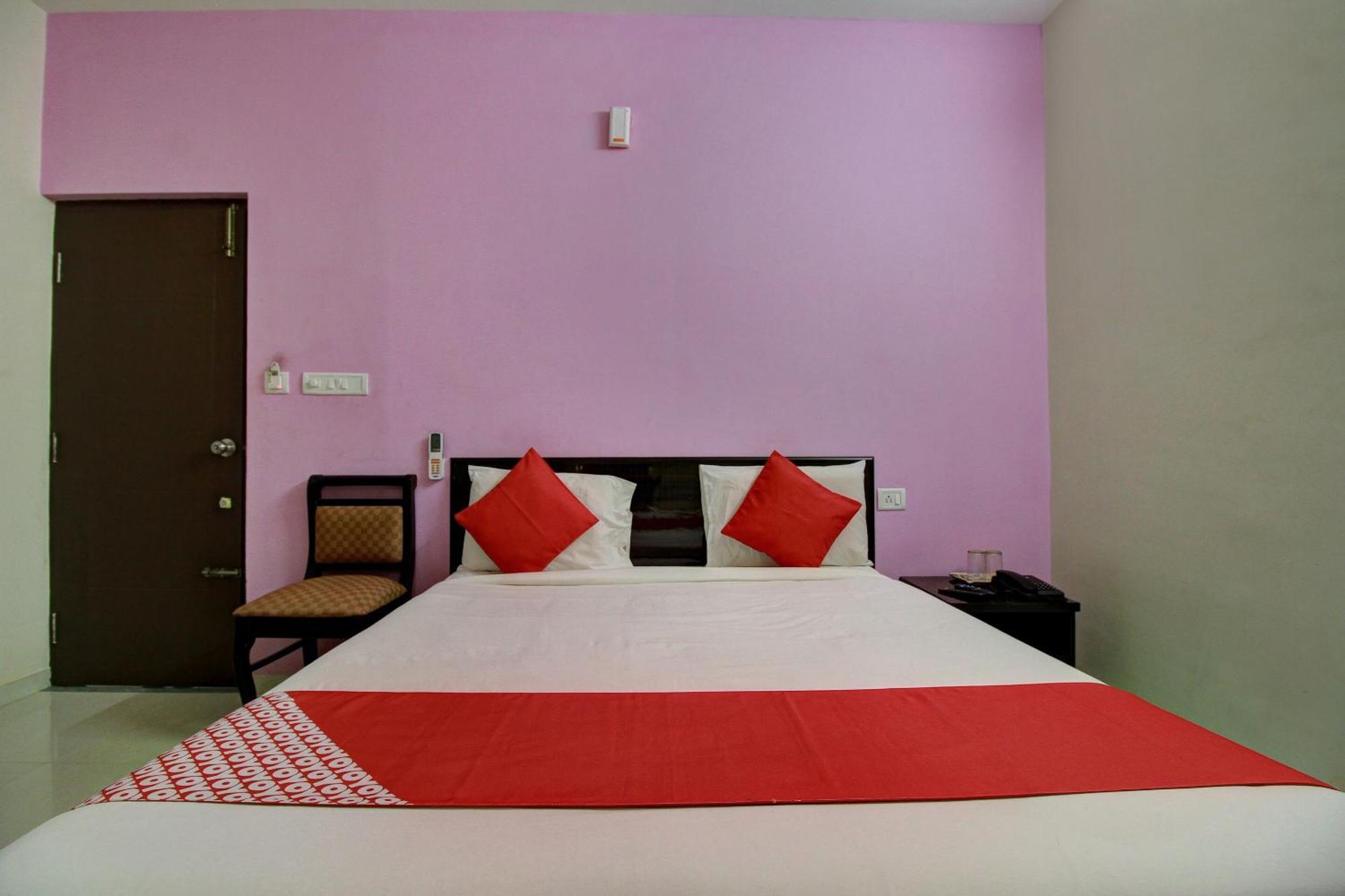 Hotel O Manu Residency Bangalore Bagian luar foto