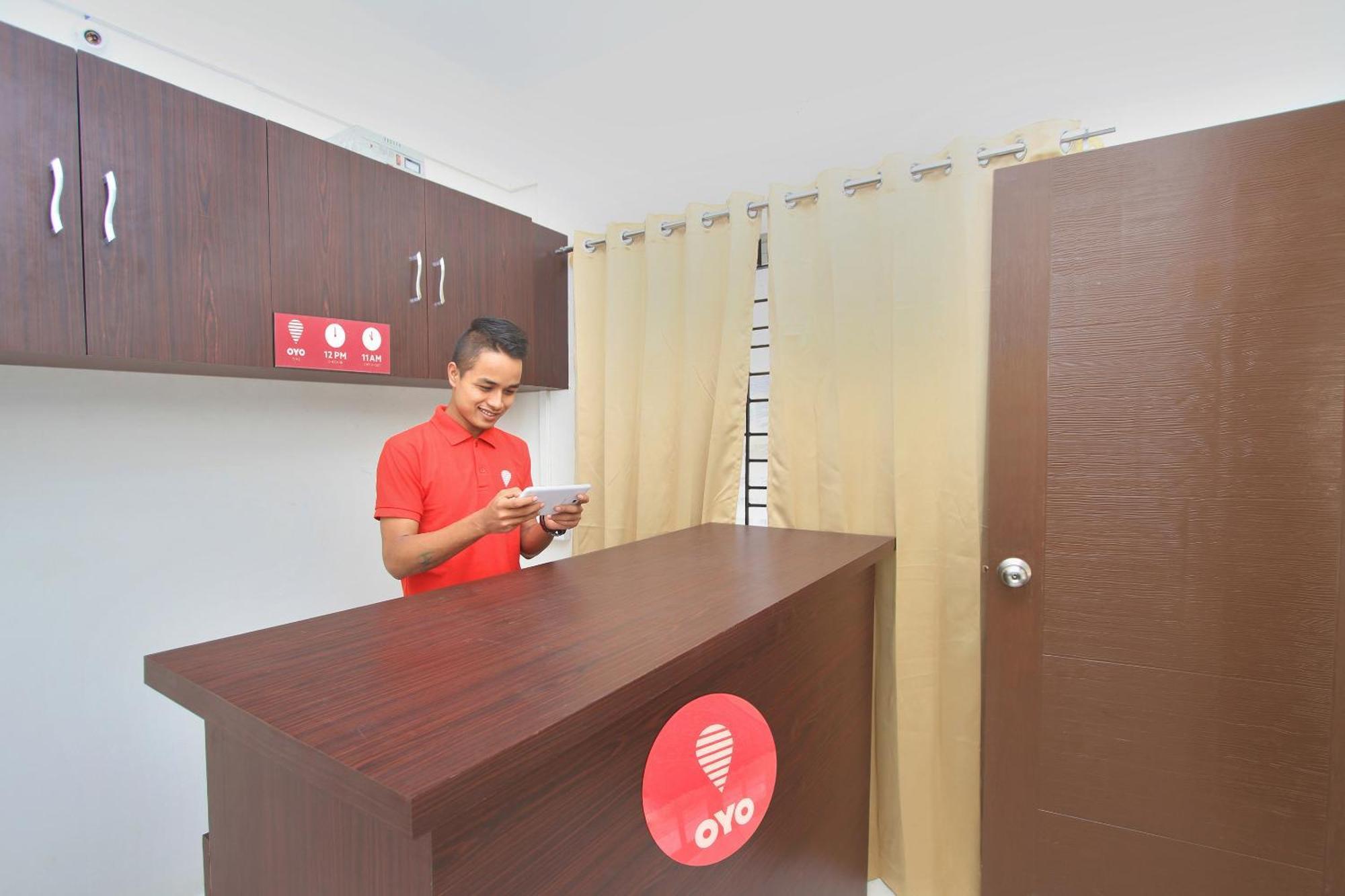 Hotel O Manu Residency Bangalore Bagian luar foto