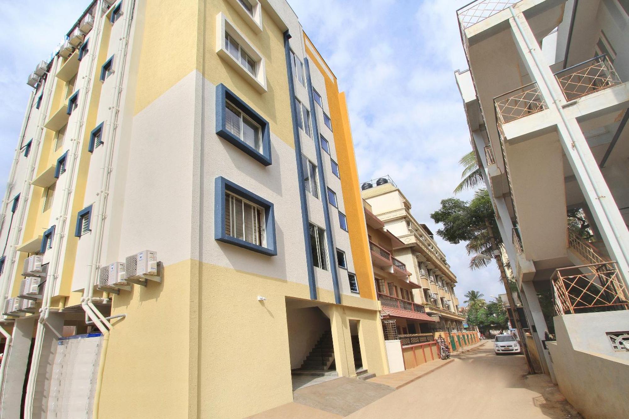 Hotel O Manu Residency Bangalore Bagian luar foto