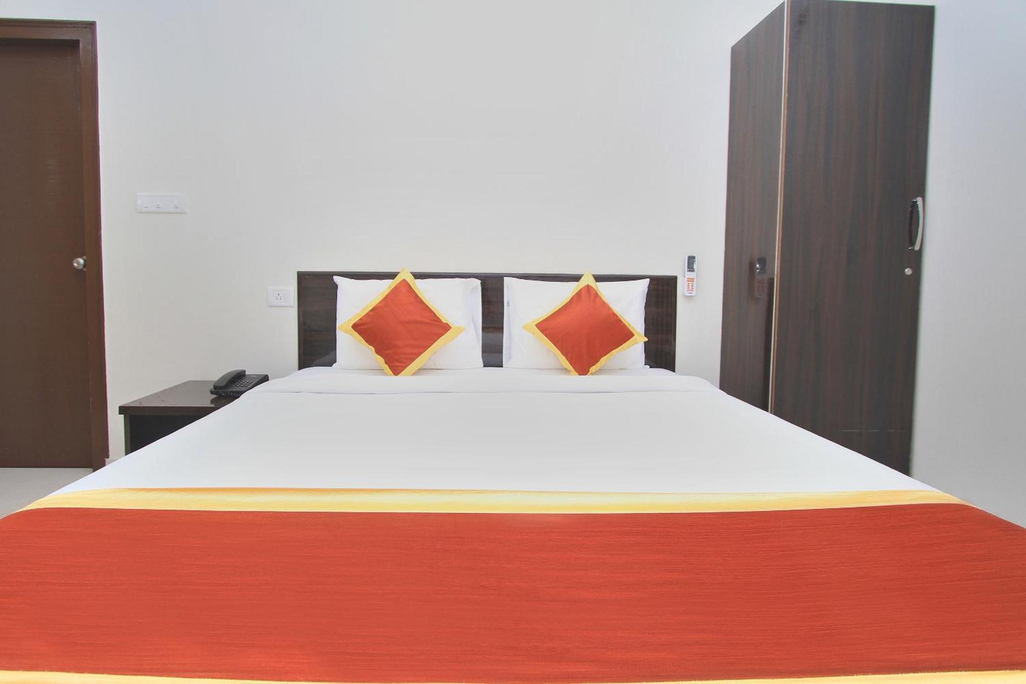 Hotel O Manu Residency Bangalore Bagian luar foto