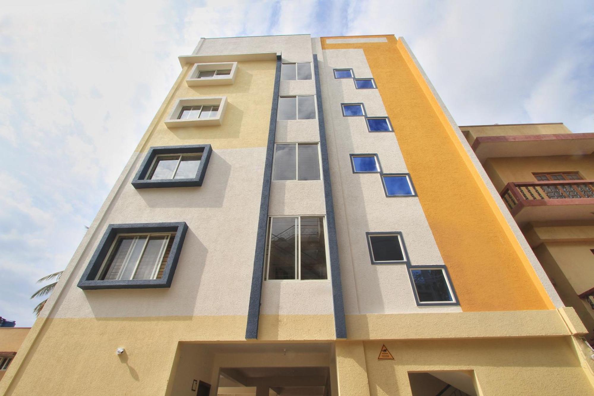 Hotel O Manu Residency Bangalore Bagian luar foto